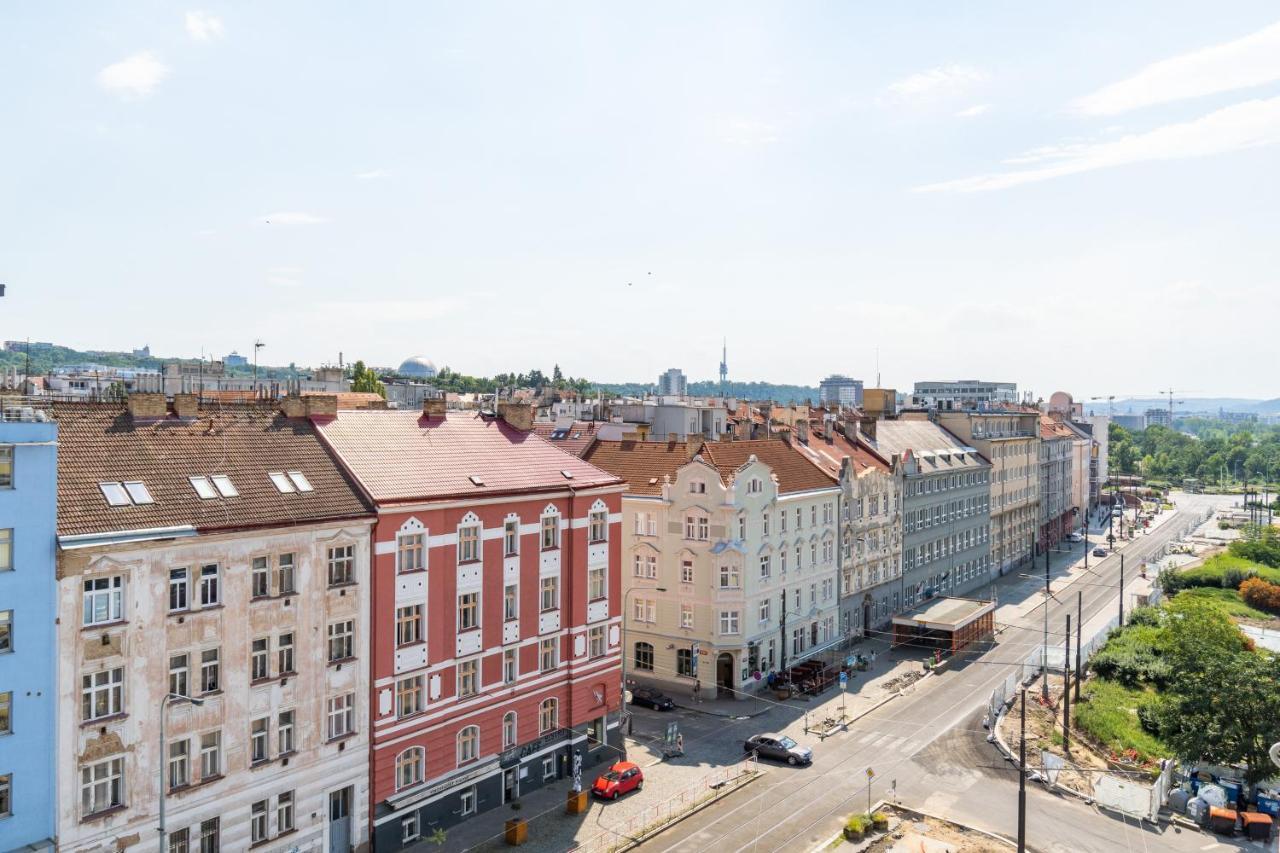 Brand New Two Room Apartment #26 With Free Secure Parking Close To Center Praga Exterior foto